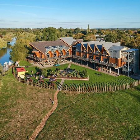 Riverside Park Stratford-upon-Avon Exteriör bild